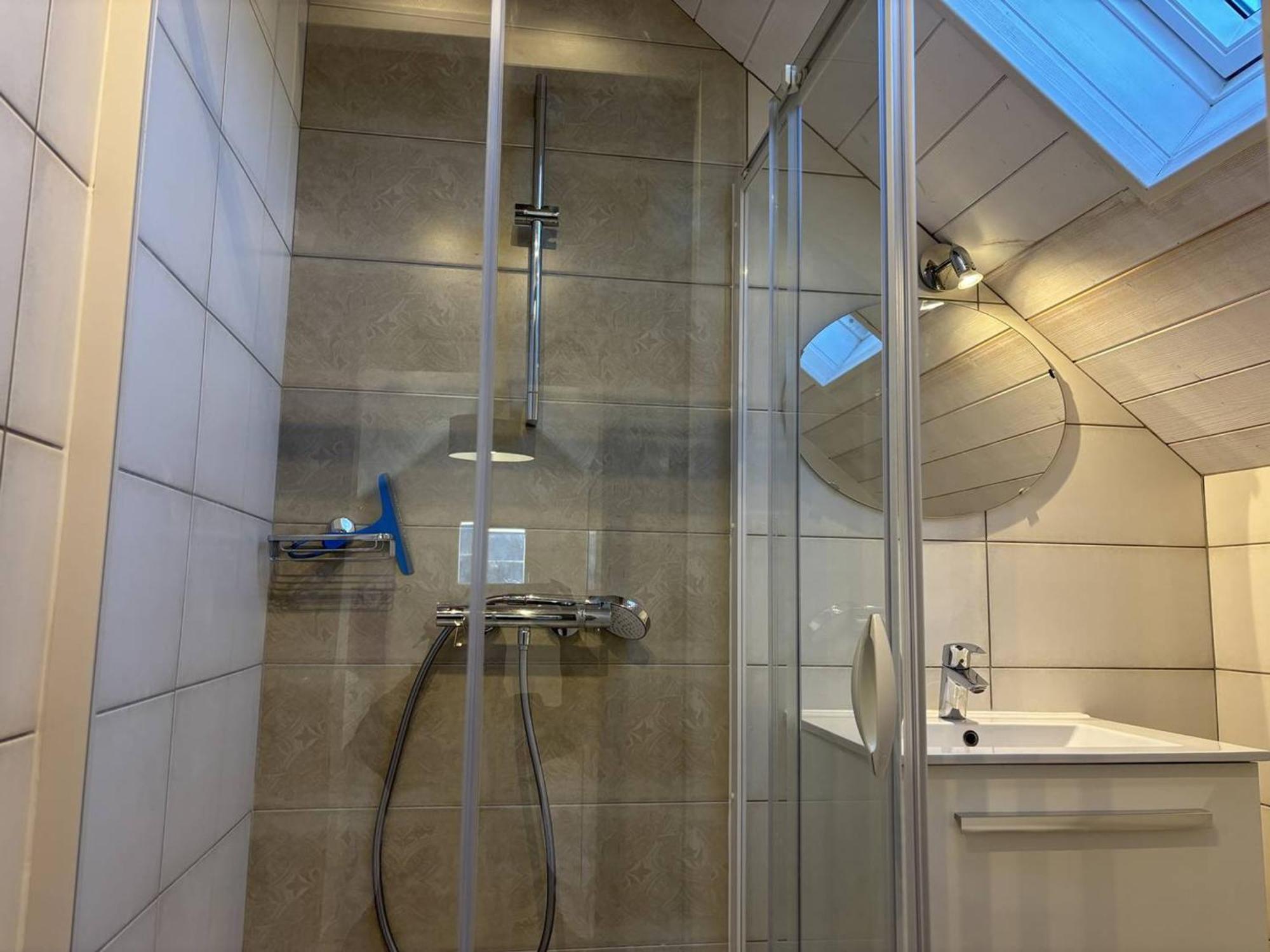 Maison Confortable A Villard-De-Lans - 8 Couchages, Wifi, Parking Gratuit, Proche Des Pistes Et Du Centre. - Fr-1-548-5 Luaran gambar